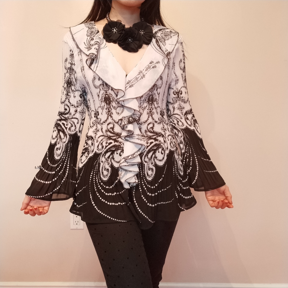 Separates by new york city design co.Frilled Top L